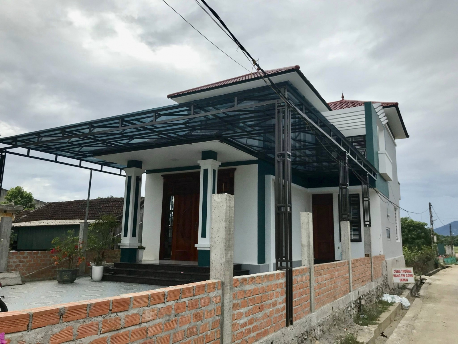 Mái poly đà nẵng