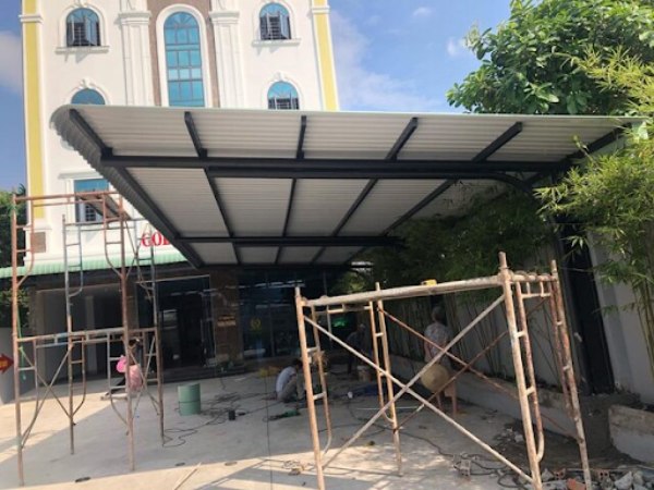 thi công mái tôn tại Đà Nẵng