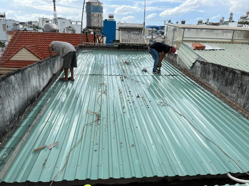 sửa chữa thay mới mái tôn tại hải châu đà nẵng