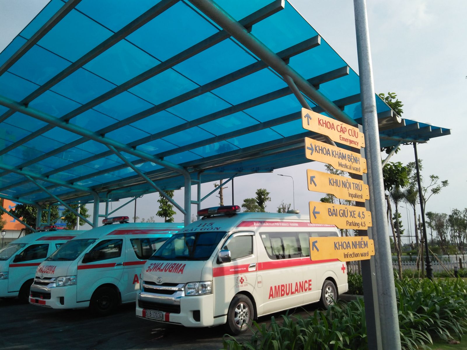 Mái poly đà nẵng